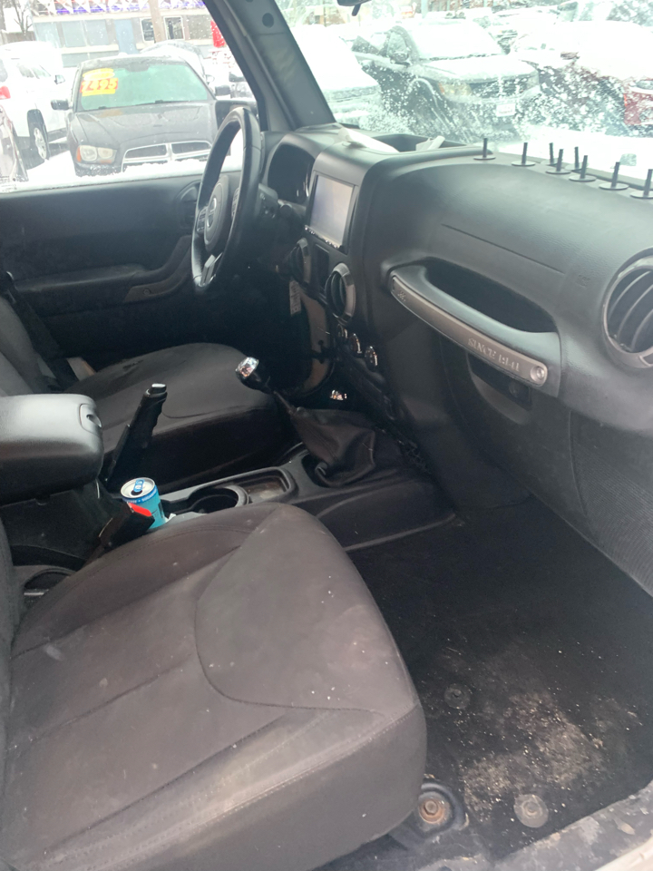 Jeep Wrangler Unlimited Sport 4WD 2015