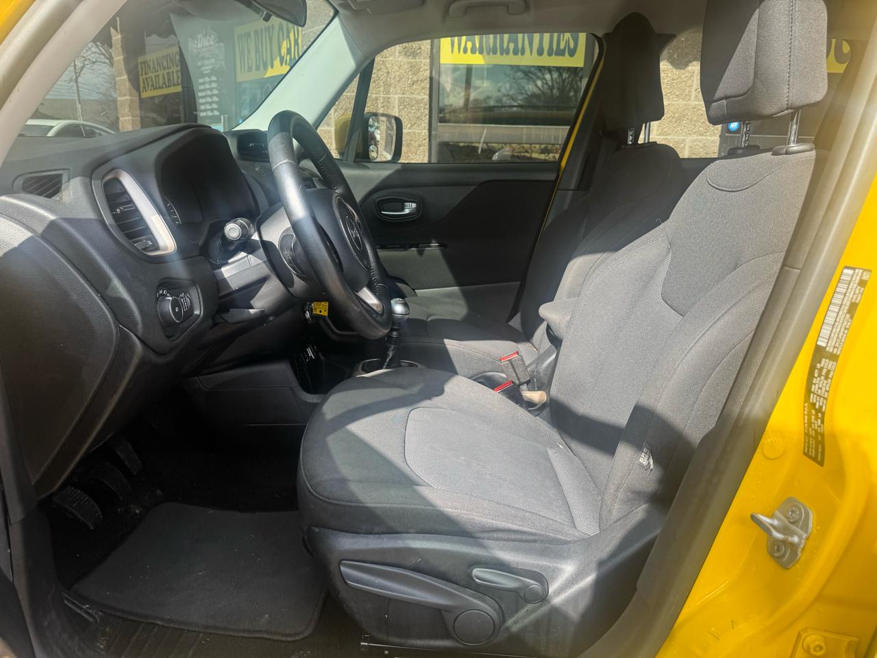 Jeep Renegade Latitude FWD 2015