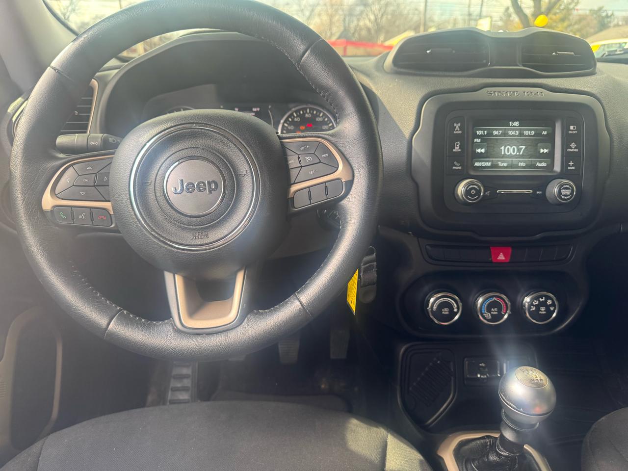 Jeep Renegade Latitude FWD 2015