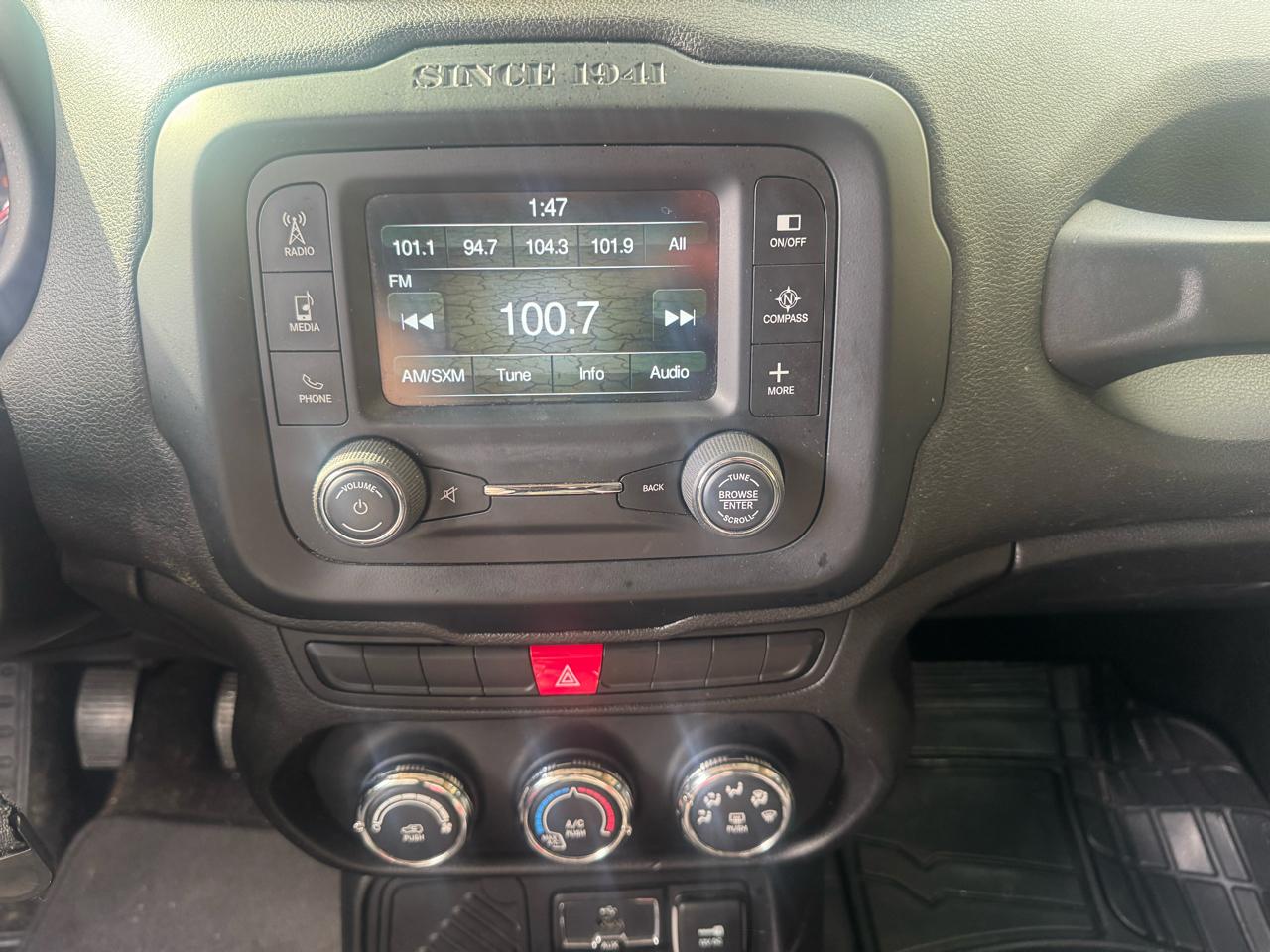 Jeep Renegade Latitude FWD 2015