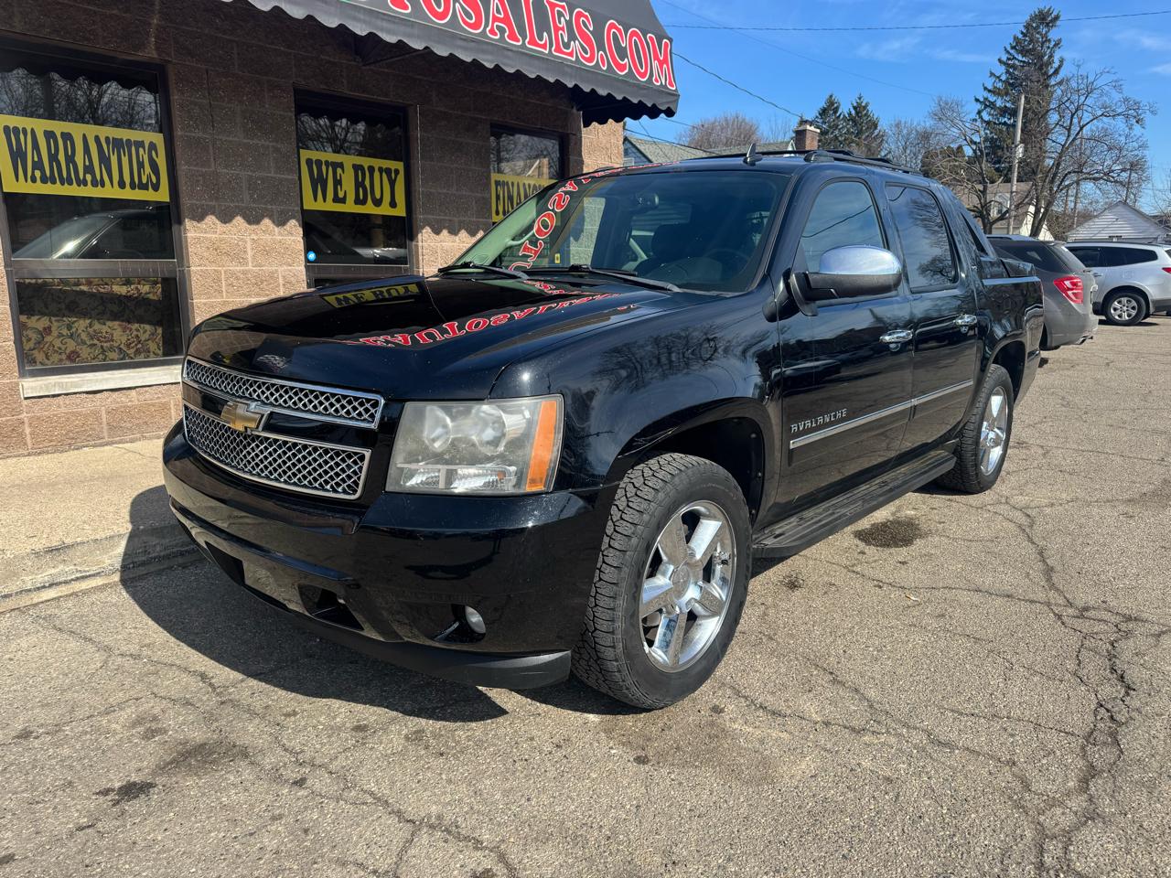 Chevrolet Avalanche LTZ 4WD 2011