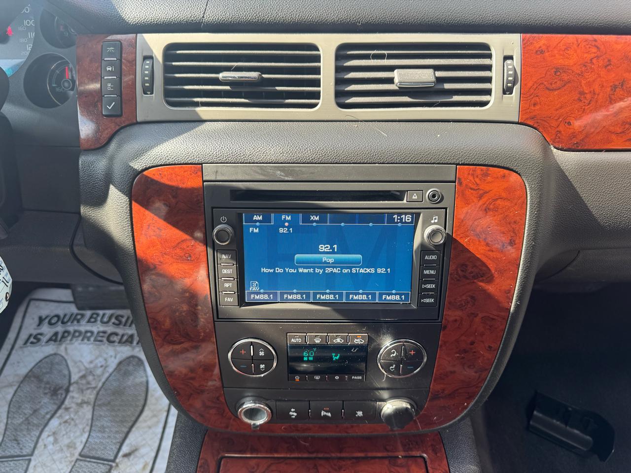 Chevrolet Avalanche LTZ 4WD 2011