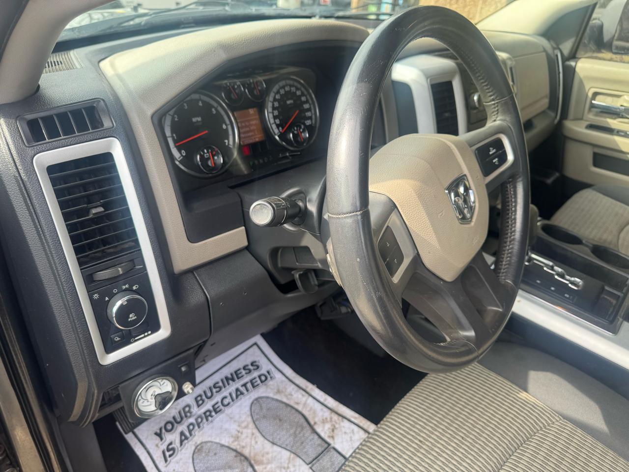 Dodge Ram 1500 SLT Crew Cab 4WD 2009