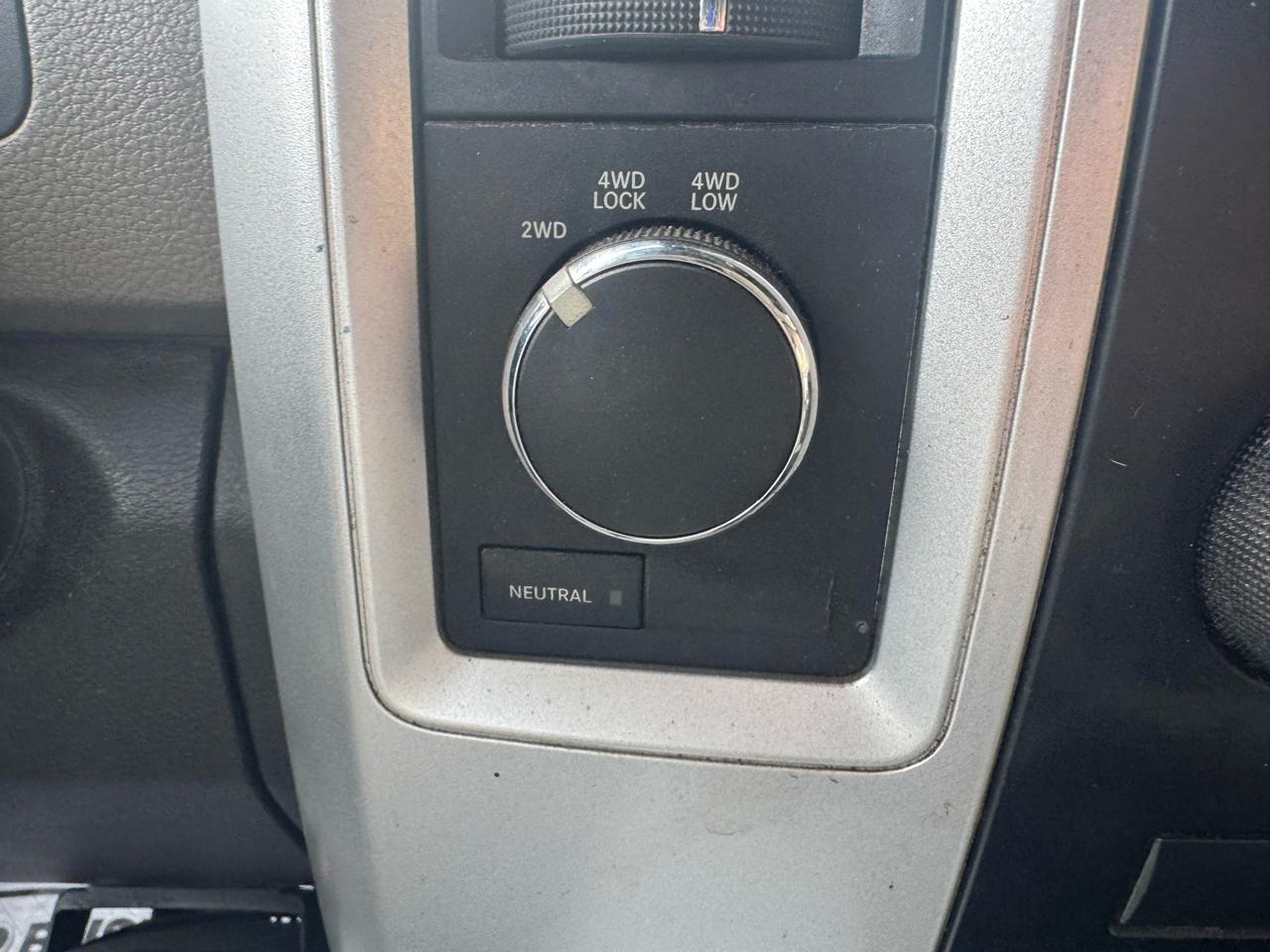 Dodge Ram 1500 SLT Crew Cab 4WD 2009