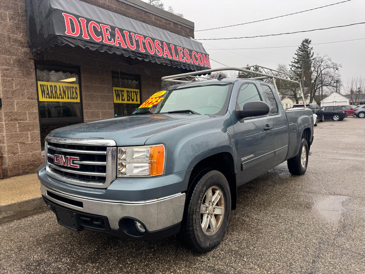 GMC Sierra 1500 SLE Ext Cab 4WD 4D 2012