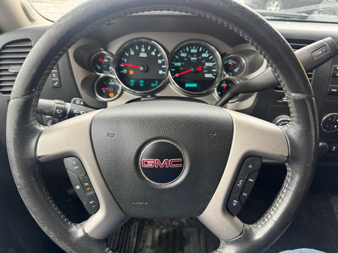 GMC Sierra 1500 SLE Ext Cab 4WD 4D 2012