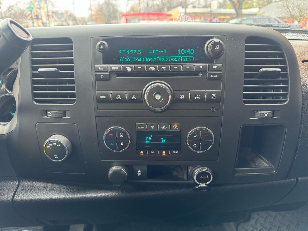 GMC Sierra 1500 SLE Ext Cab 4WD 4D 2012