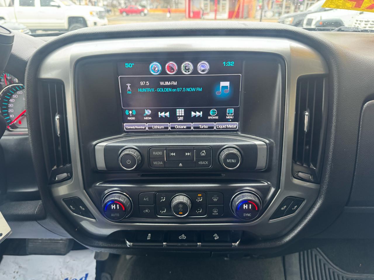 Chevrolet Silverado 1500 LT Ext Cab 4WD 4D 2016