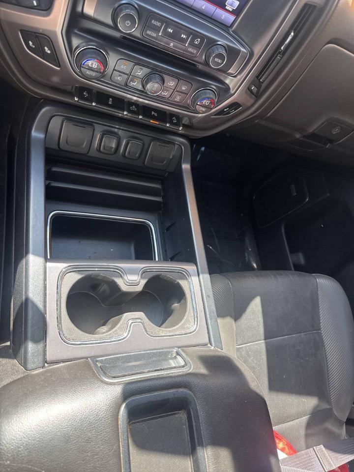GMC Sierra 1500 Denali Crew Cab Short Box 4WD 2015