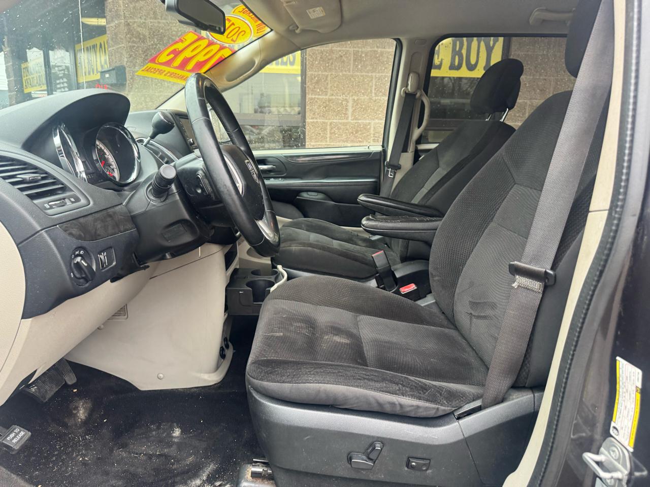 Dodge Grand Caravan SE 2017