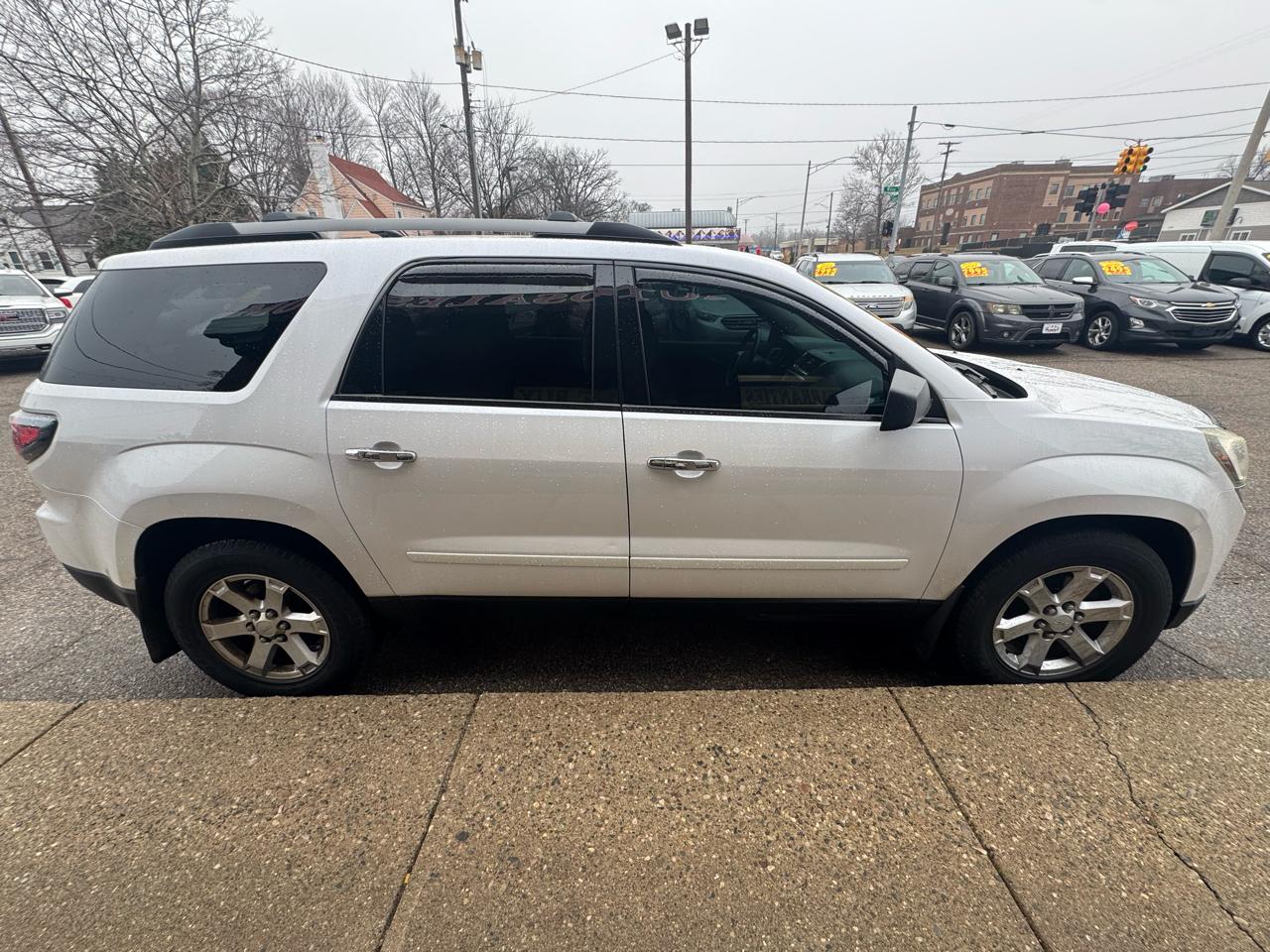 GMC Acadia SLE-1 AWD 2016