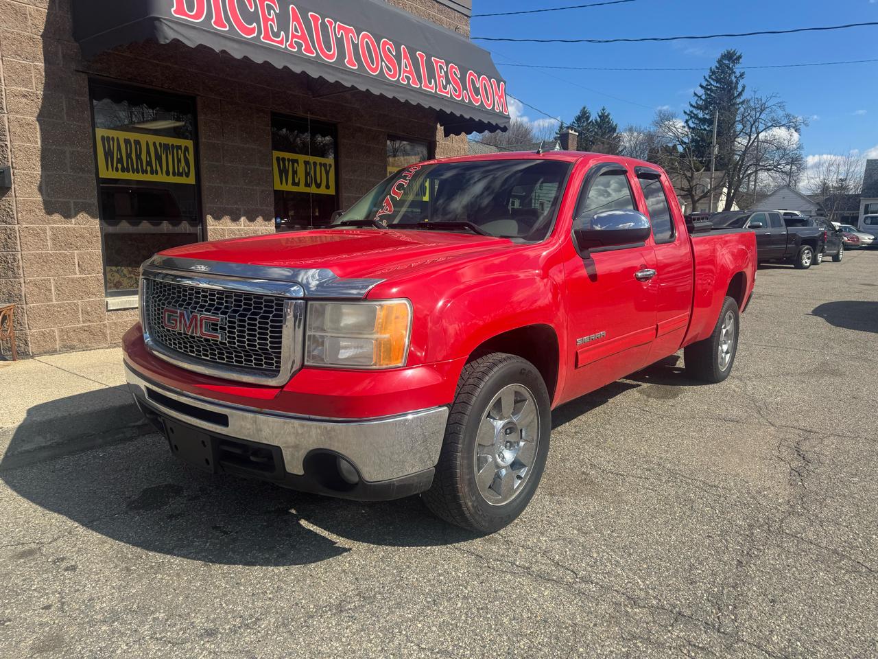 GMC Sierra 1500 SLT Ext Cab 4WD 4D 2010
