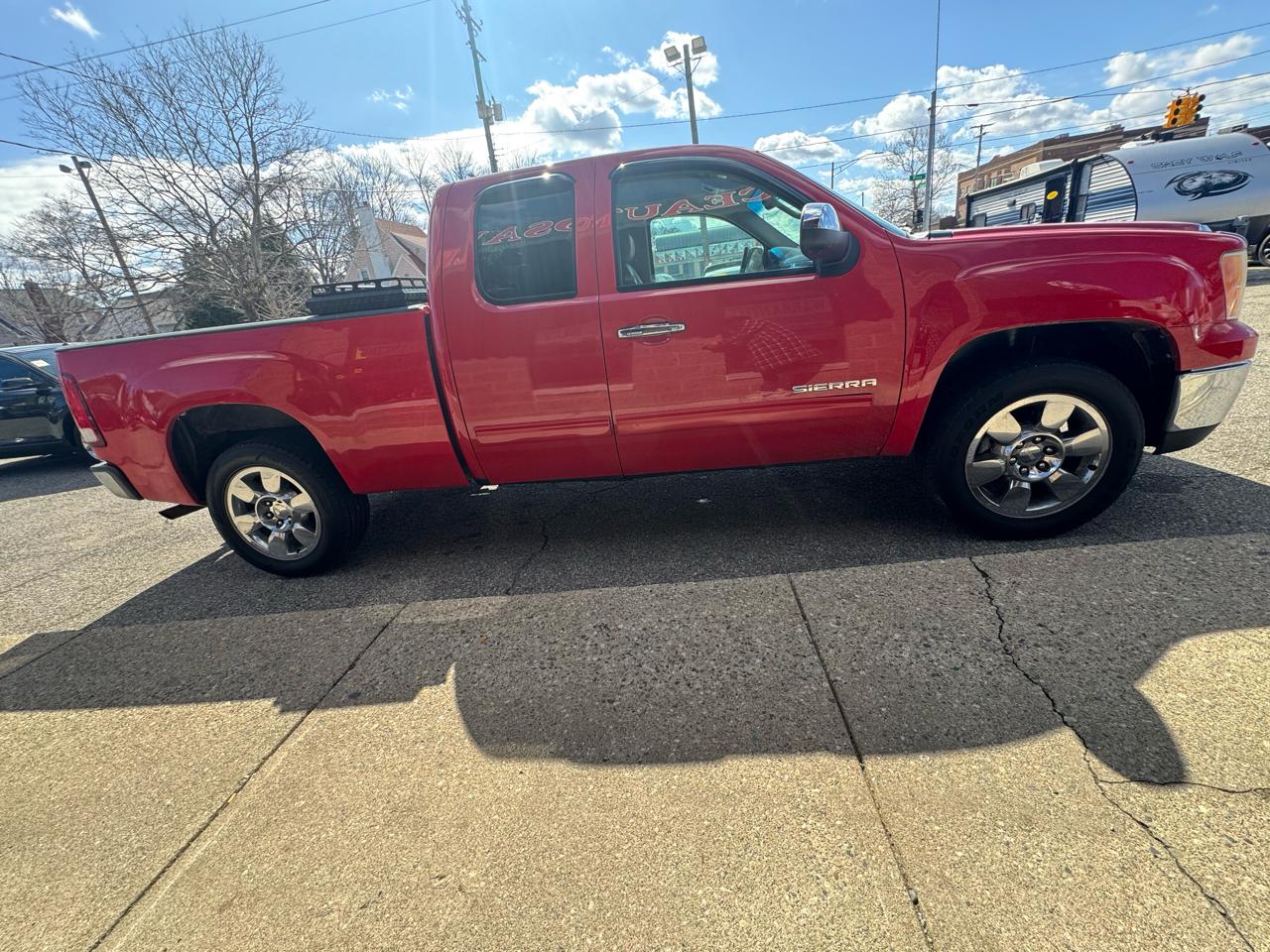GMC Sierra 1500 SLT Ext Cab 4WD 4D 2010
