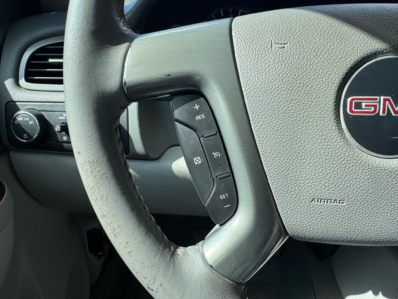 GMC Sierra 1500 SLT Ext Cab 4WD 4D 2010