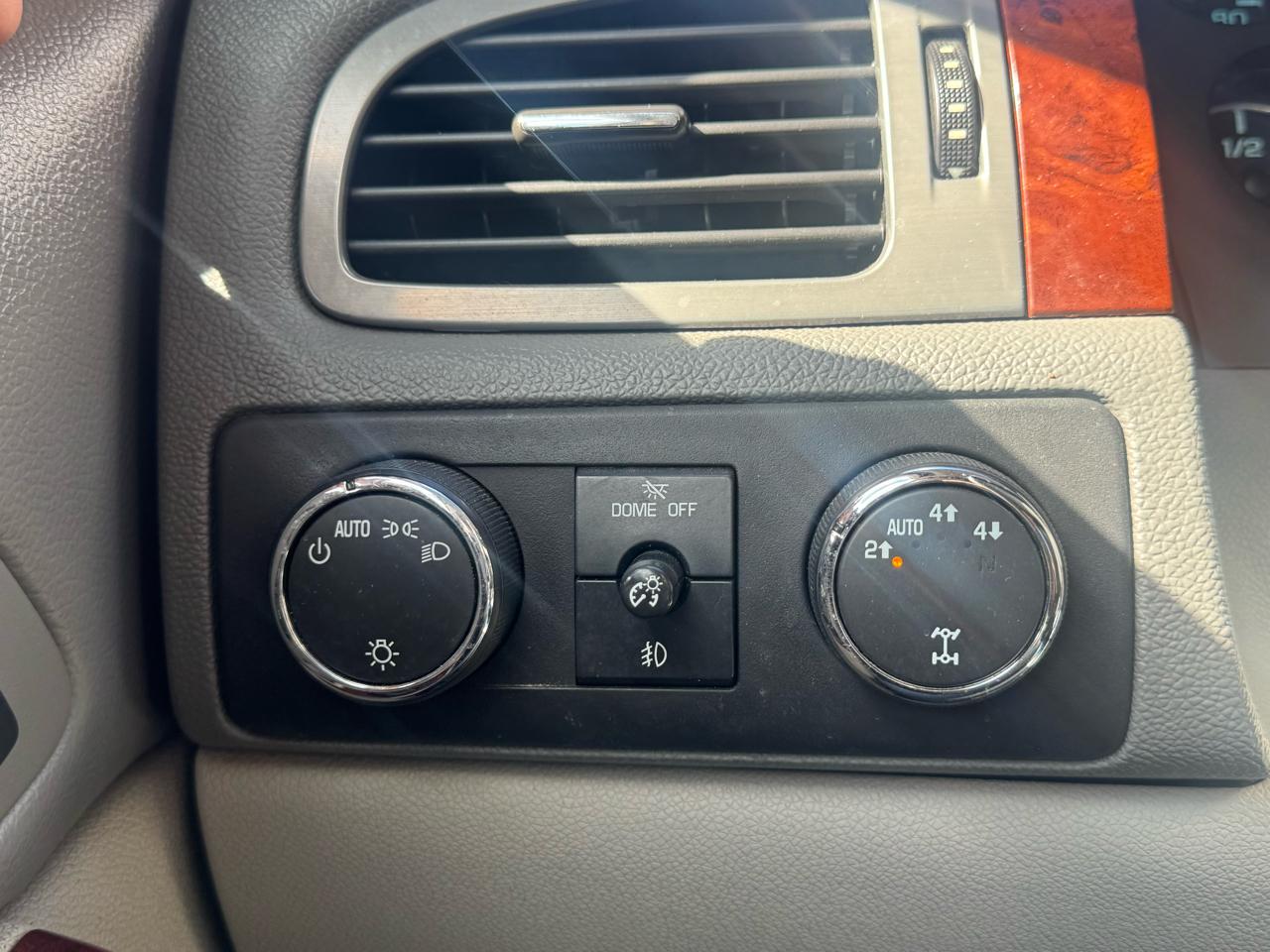 GMC Sierra 1500 SLT Ext Cab 4WD 4D 2010