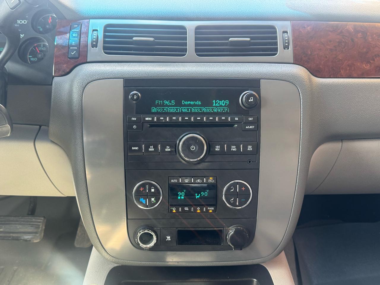 GMC Sierra 1500 SLT Ext Cab 4WD 4D 2010