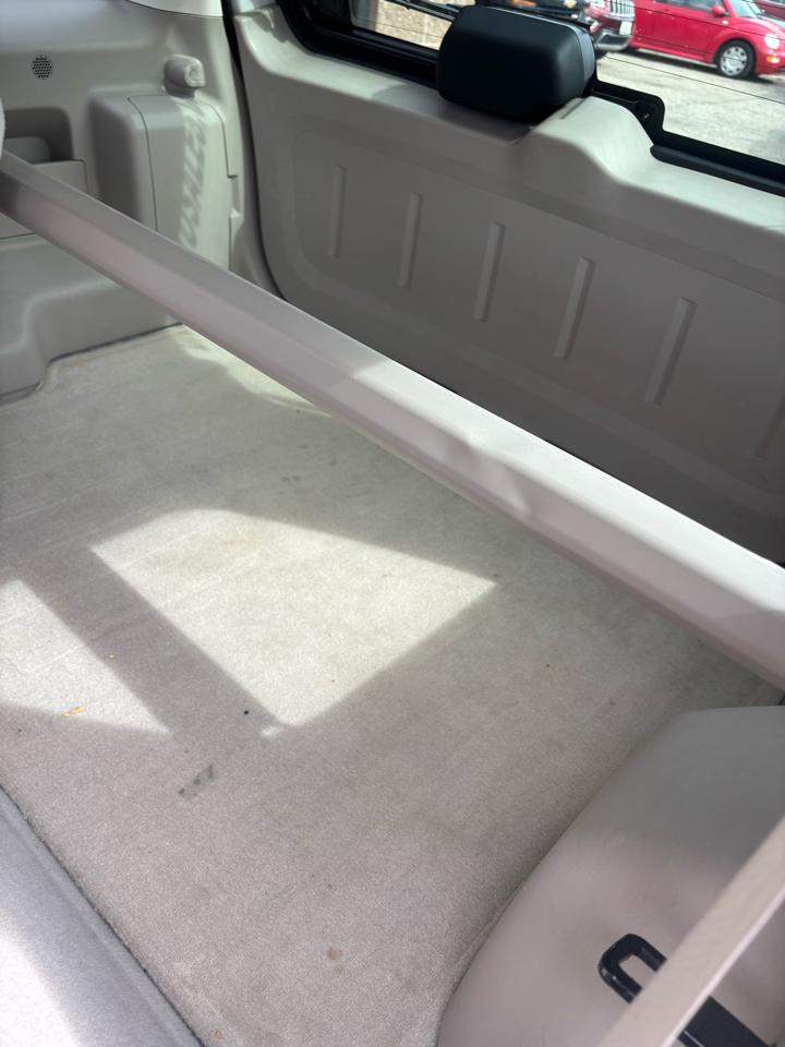 Ford Escape XLT FWD 2012