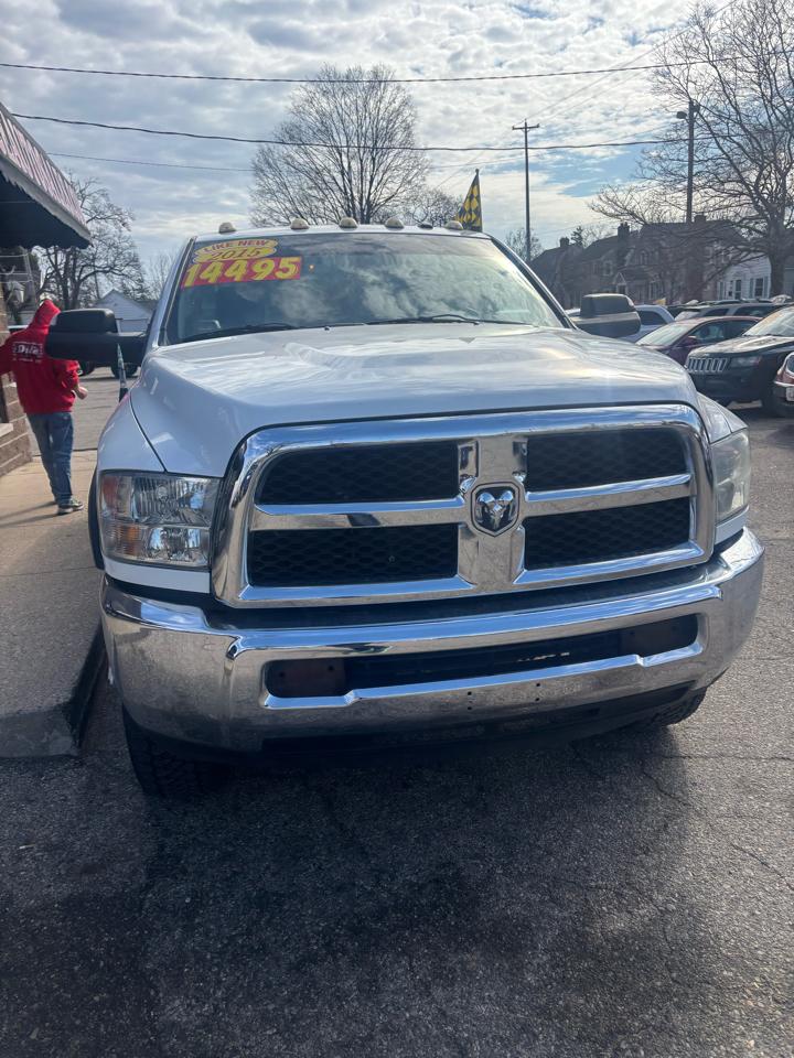 RAM 2500 Tradesman Crew Cab SWB 4WD 2015