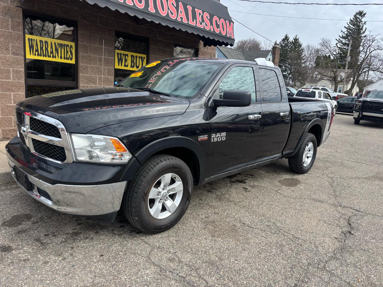RAM 1500 SLT Quad Cab 4WD 2018