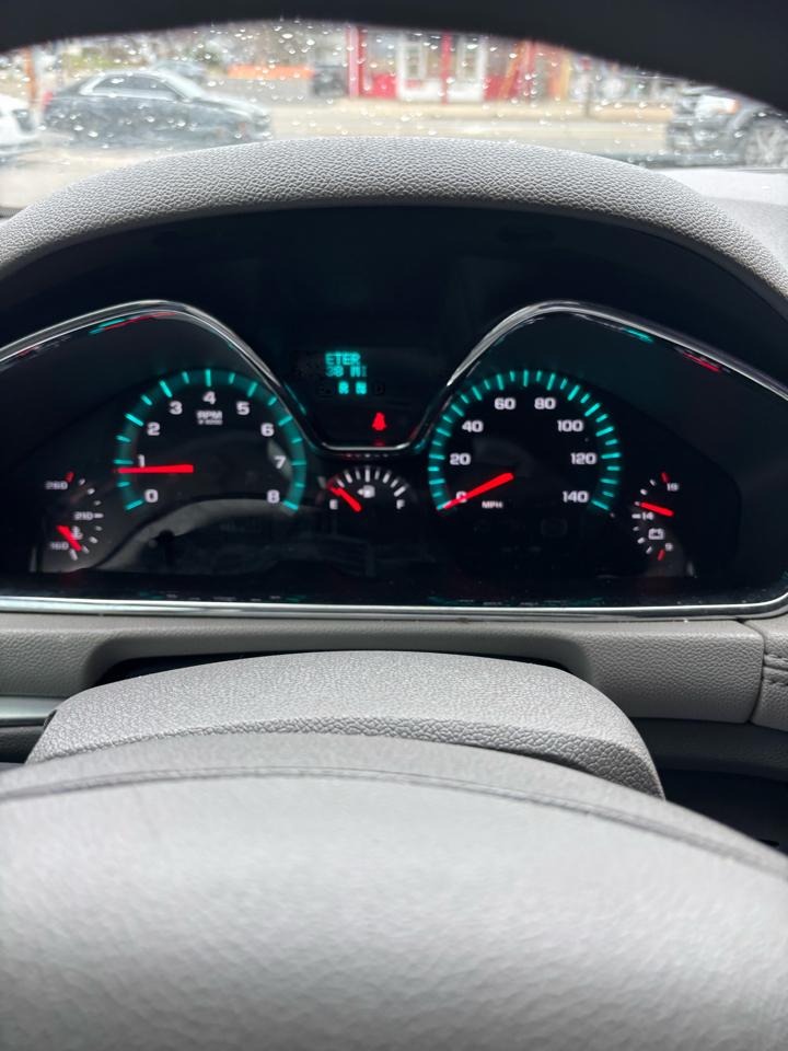 Chevrolet Traverse LS FWD w/PDC 2014