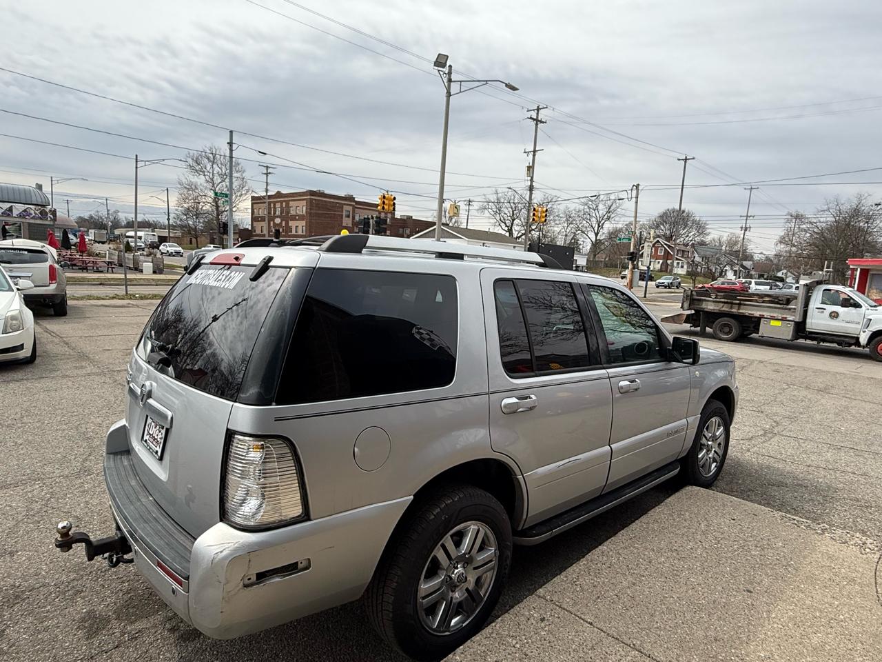 Mercury Mountaineer Premier 4.0L 2WD 2010