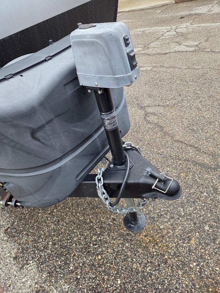 Forest River Grey Wolf Base 2022