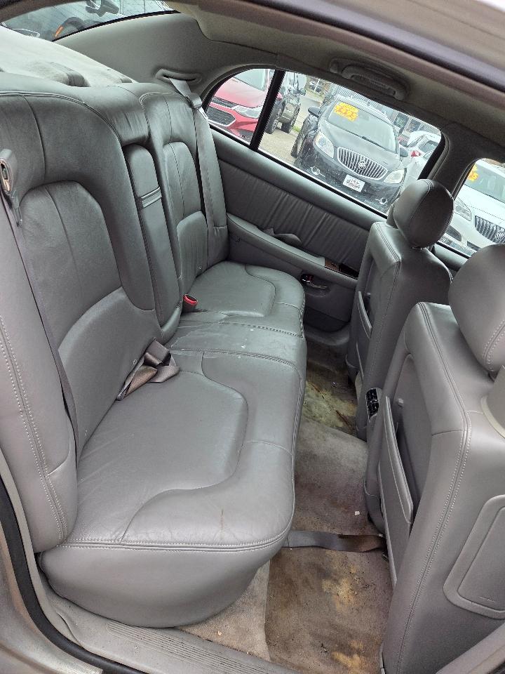 Buick Park Avenue Sedan 2005