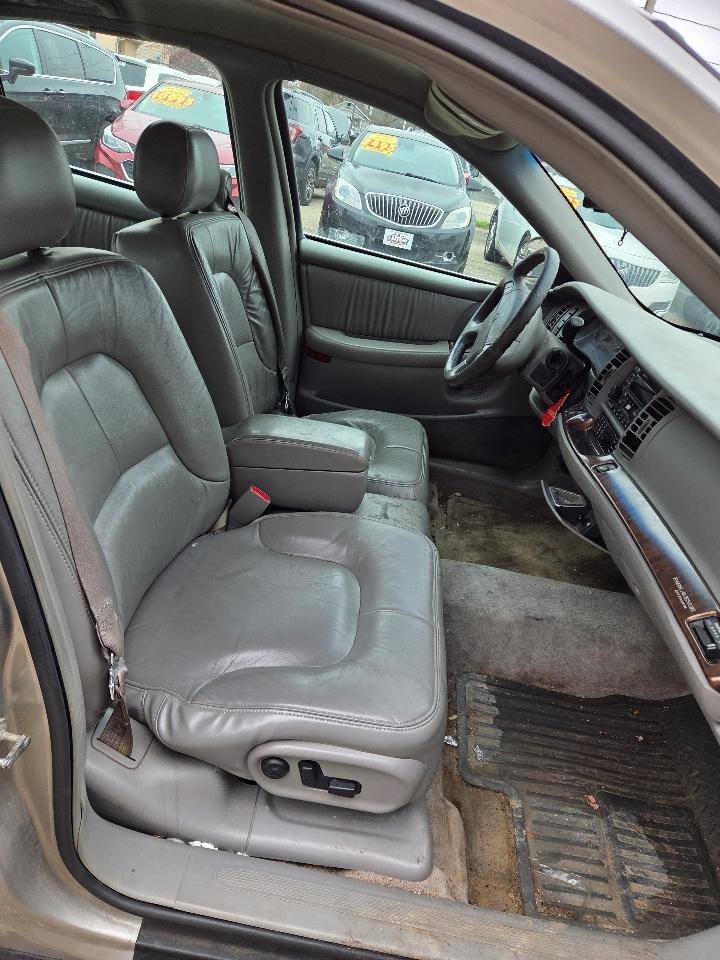 Buick Park Avenue Sedan 2005