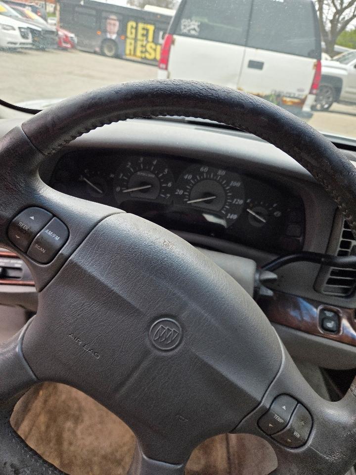 Buick Park Avenue Sedan 2005