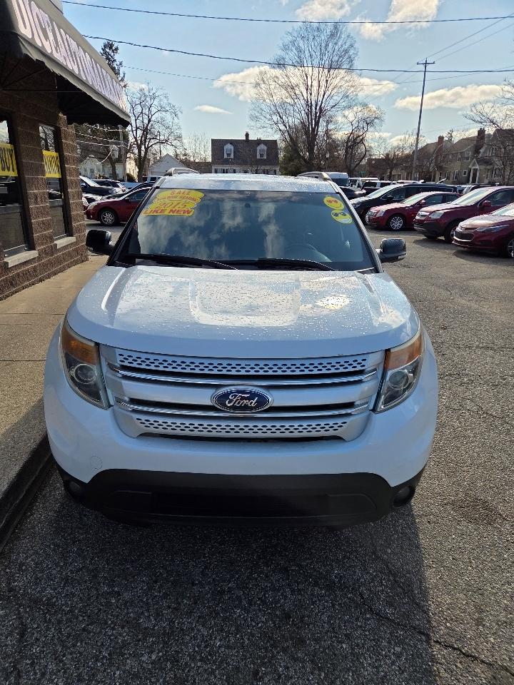 Ford Explorer 4WD 4dr V6 XLT 2015