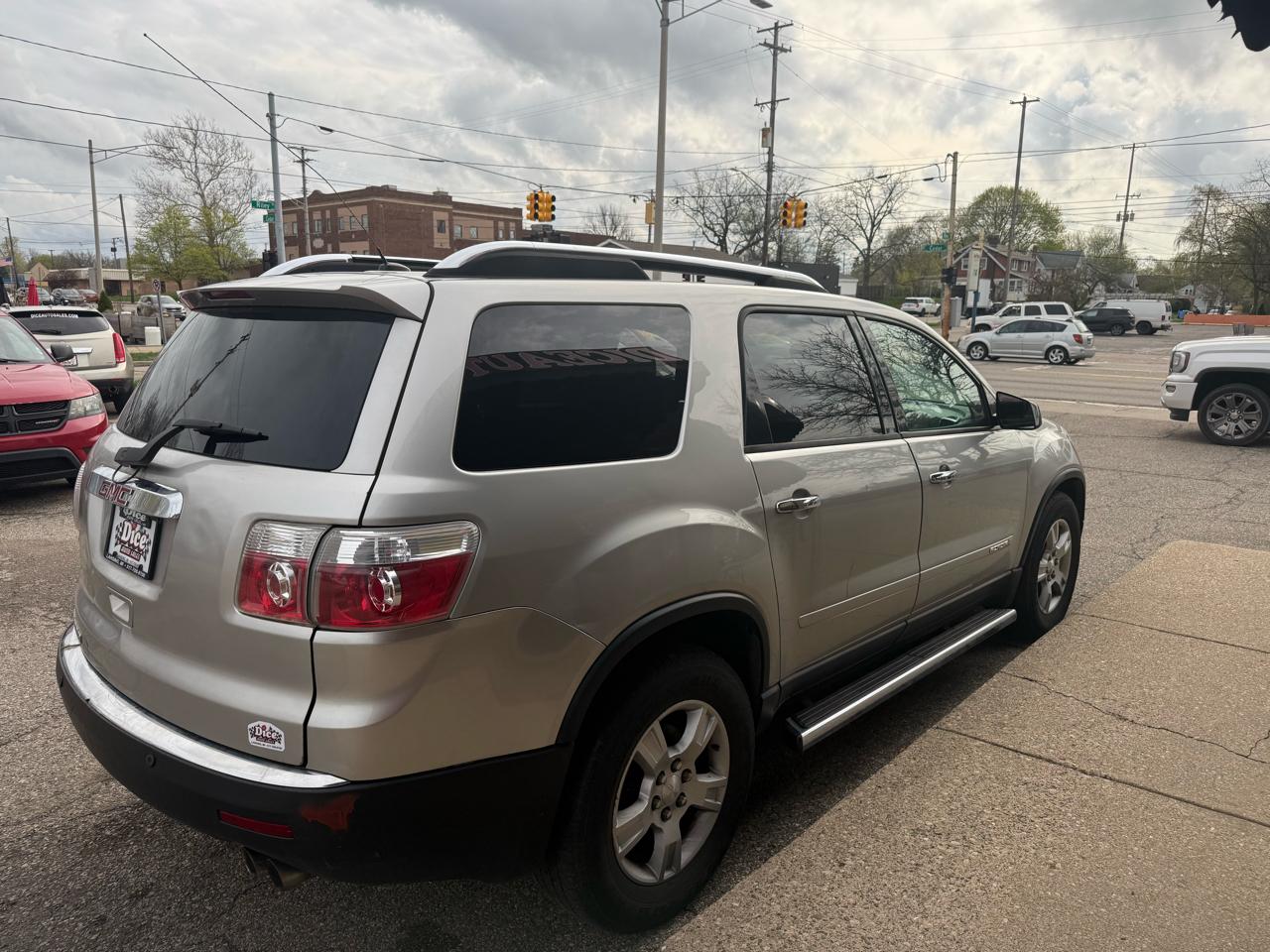 GMC Acadia SLE-1 FWD 2007
