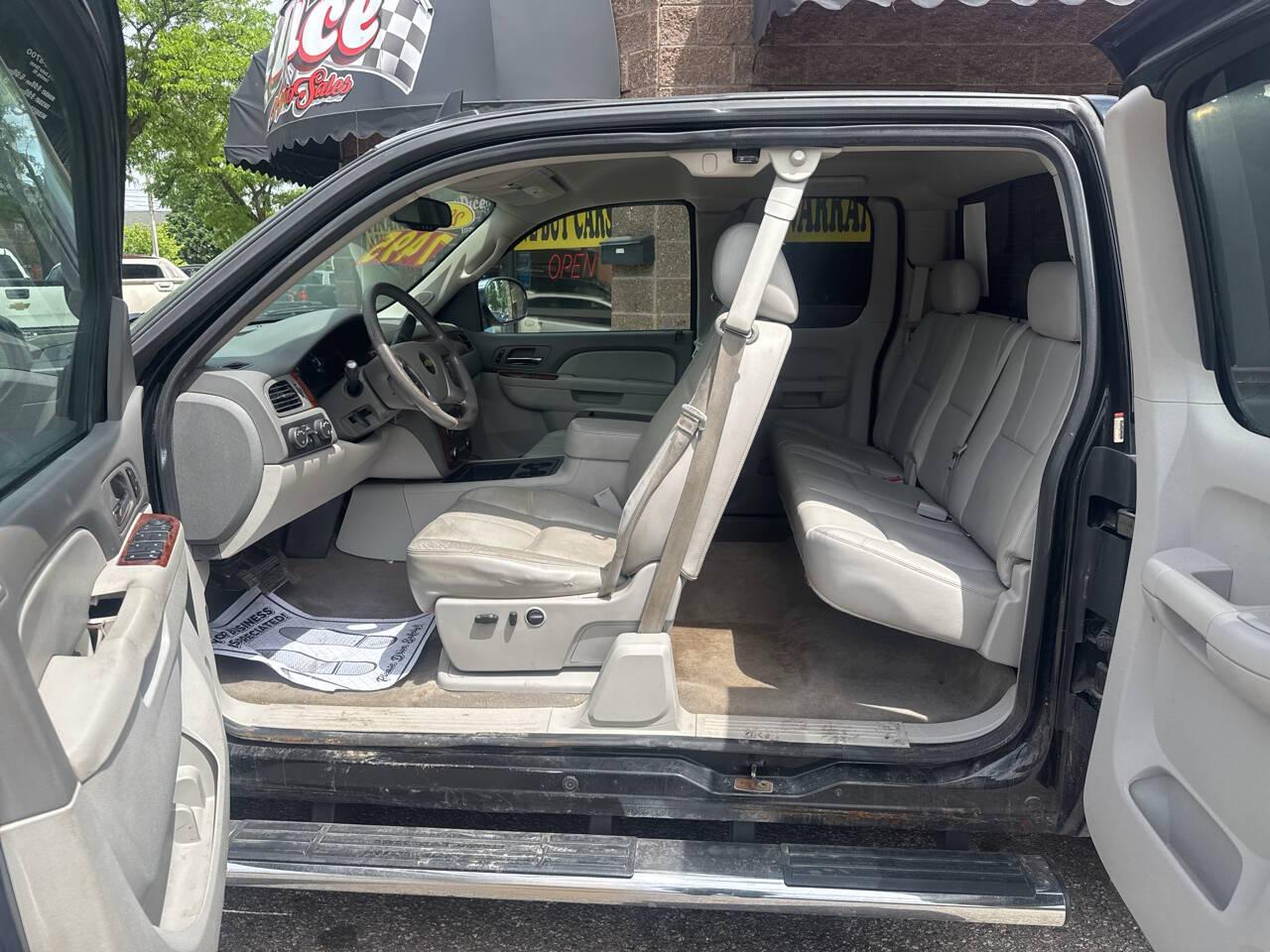 Chevrolet Silverado 1500 LTZ Ext. Cab Long Box 4WD 2013