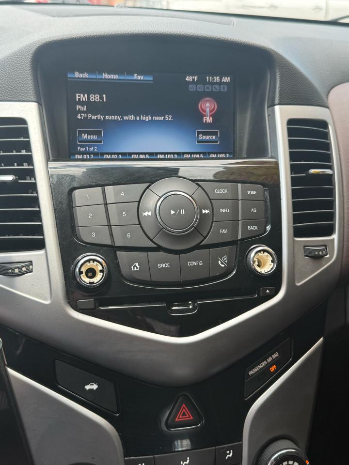 Chevrolet Cruze 2LT Auto 2015