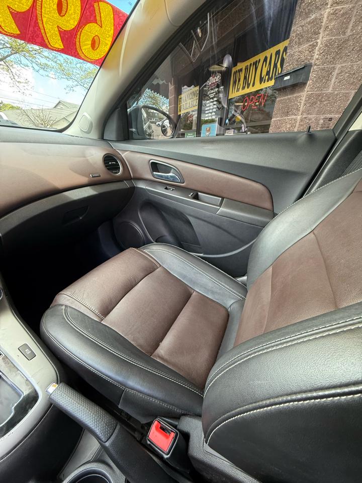 Chevrolet Cruze 2LT Auto 2015