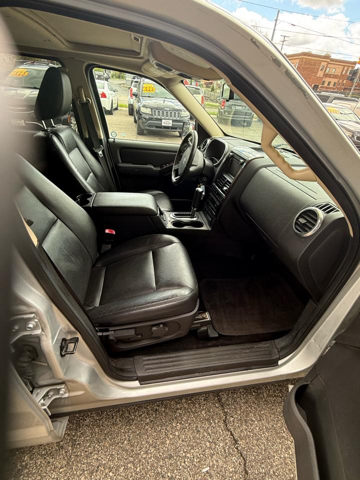 Ford Explorer Limited AWD 2010