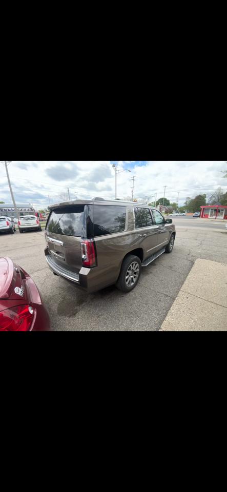 GMC Yukon Denali 4WD 2016