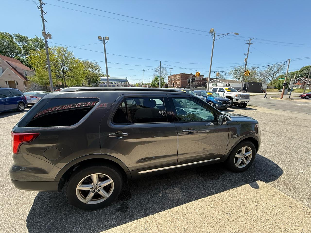 Ford Explorer XLT 4WD 2017