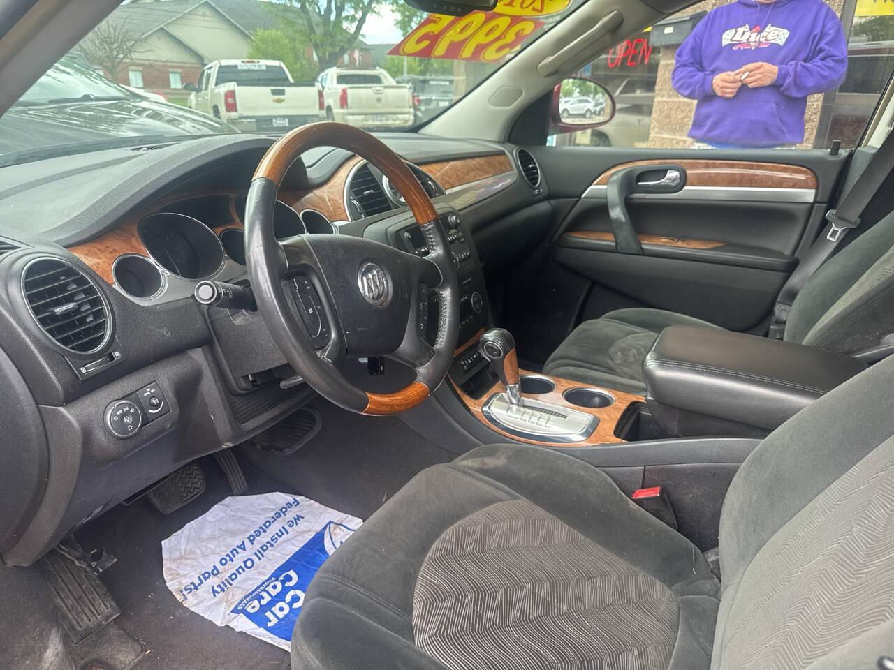 Buick Enclave CX FWD 2010