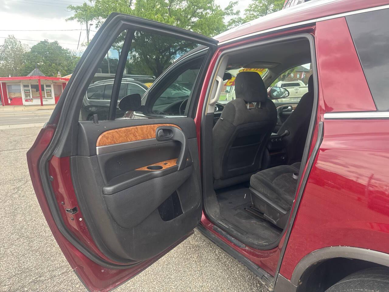 Buick Enclave CX FWD 2010