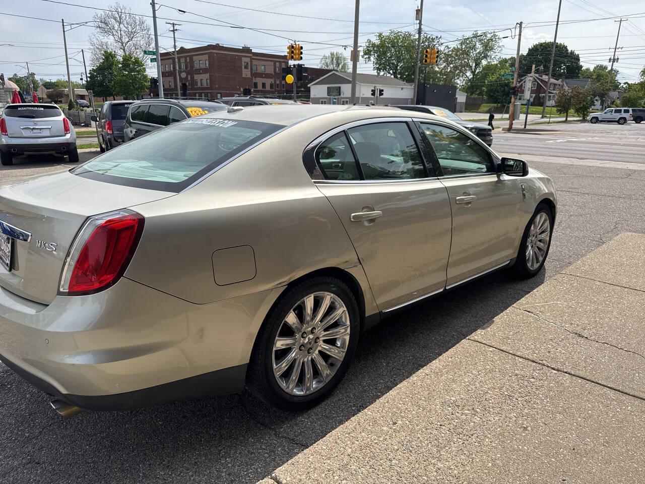 Lincoln MKS 3.7L FWD 2010