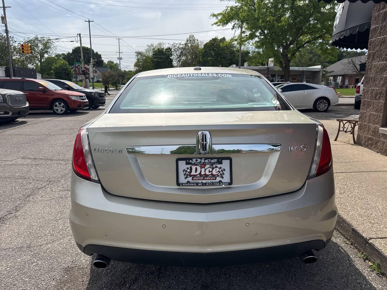 Lincoln MKS 3.7L FWD 2010