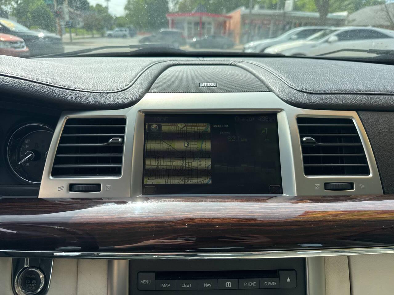 Lincoln MKS 3.7L FWD 2010