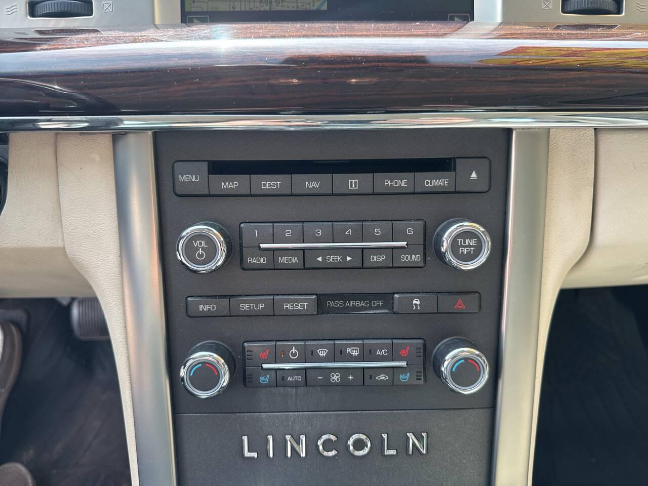 Lincoln MKS 3.7L FWD 2010