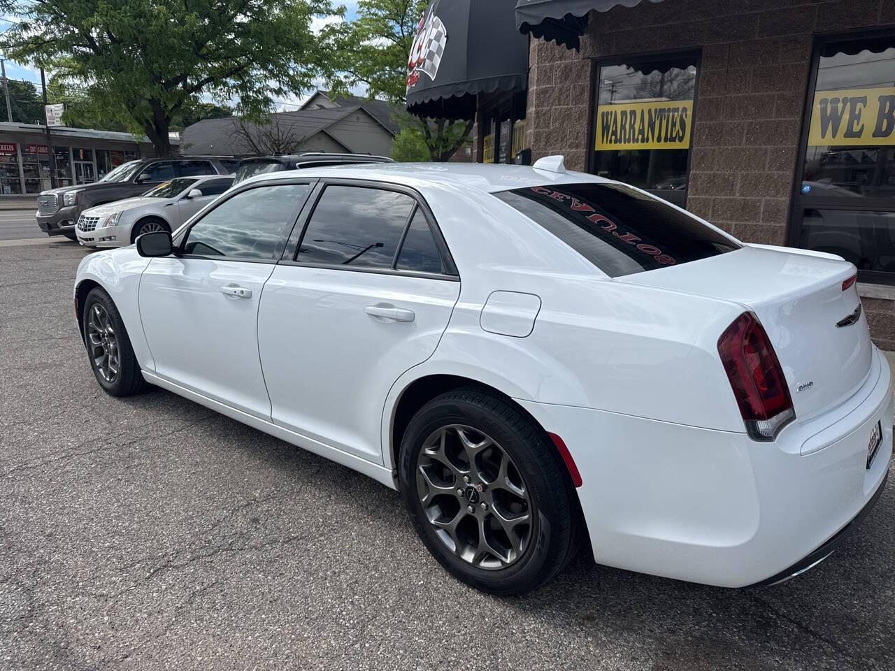 Chrysler 300 S V6 AWD 2015
