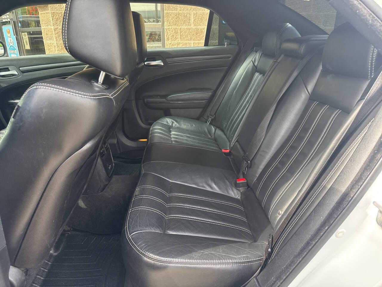 Chrysler 300 S V6 AWD 2015
