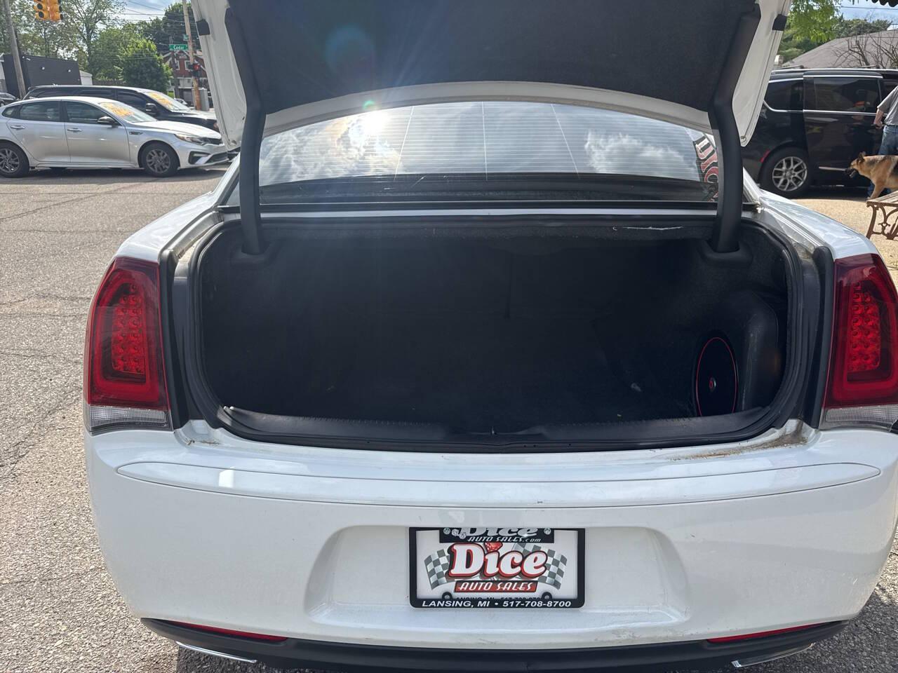 Chrysler 300 S V6 AWD 2015