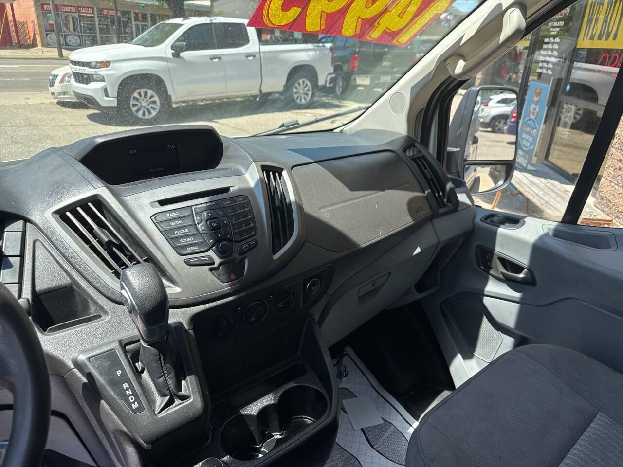 Ford Transit 250 Van Low Roof 60/40 Pass. 148-in. WB 2018