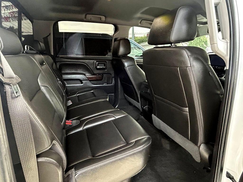 GMC Sierra 1500 SLT Crew Cab Short Box 4WD 2018 GMC Sierra 1500 SLT Crew Cab Short Box 4WD 2018