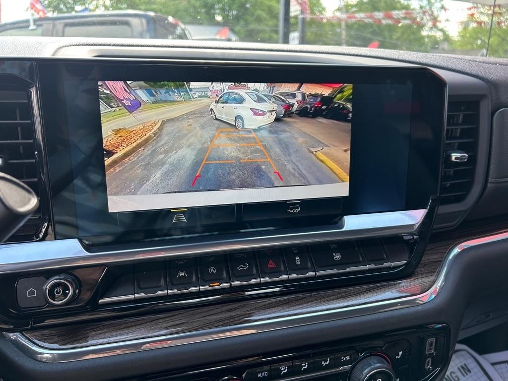 Chevrolet Silverado 1500 4WD Crew Cab 157" LT 2023