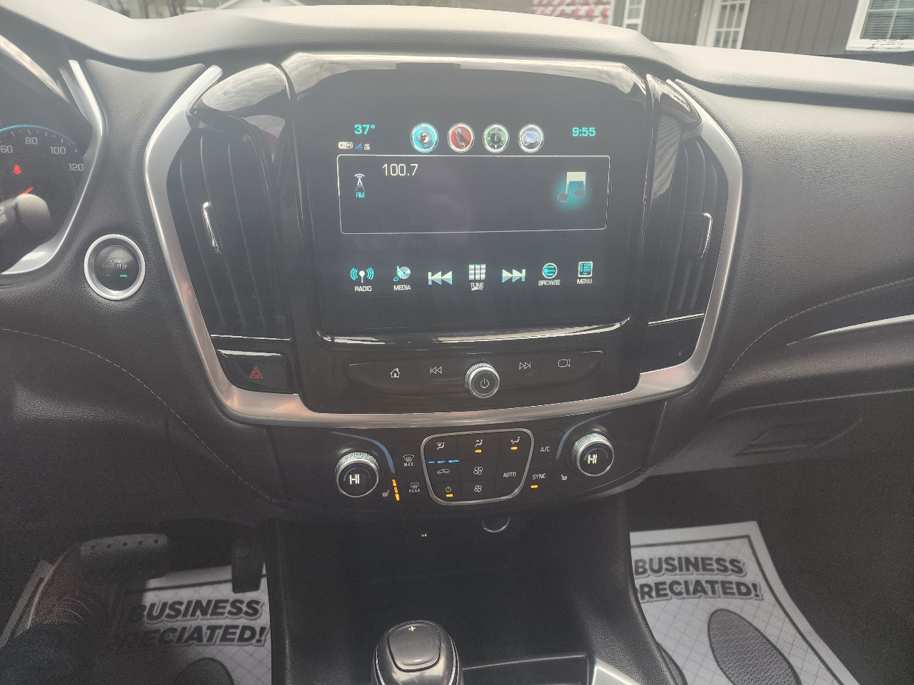Chevrolet Traverse FWD 4dr LT Cloth w/1LT 2019
